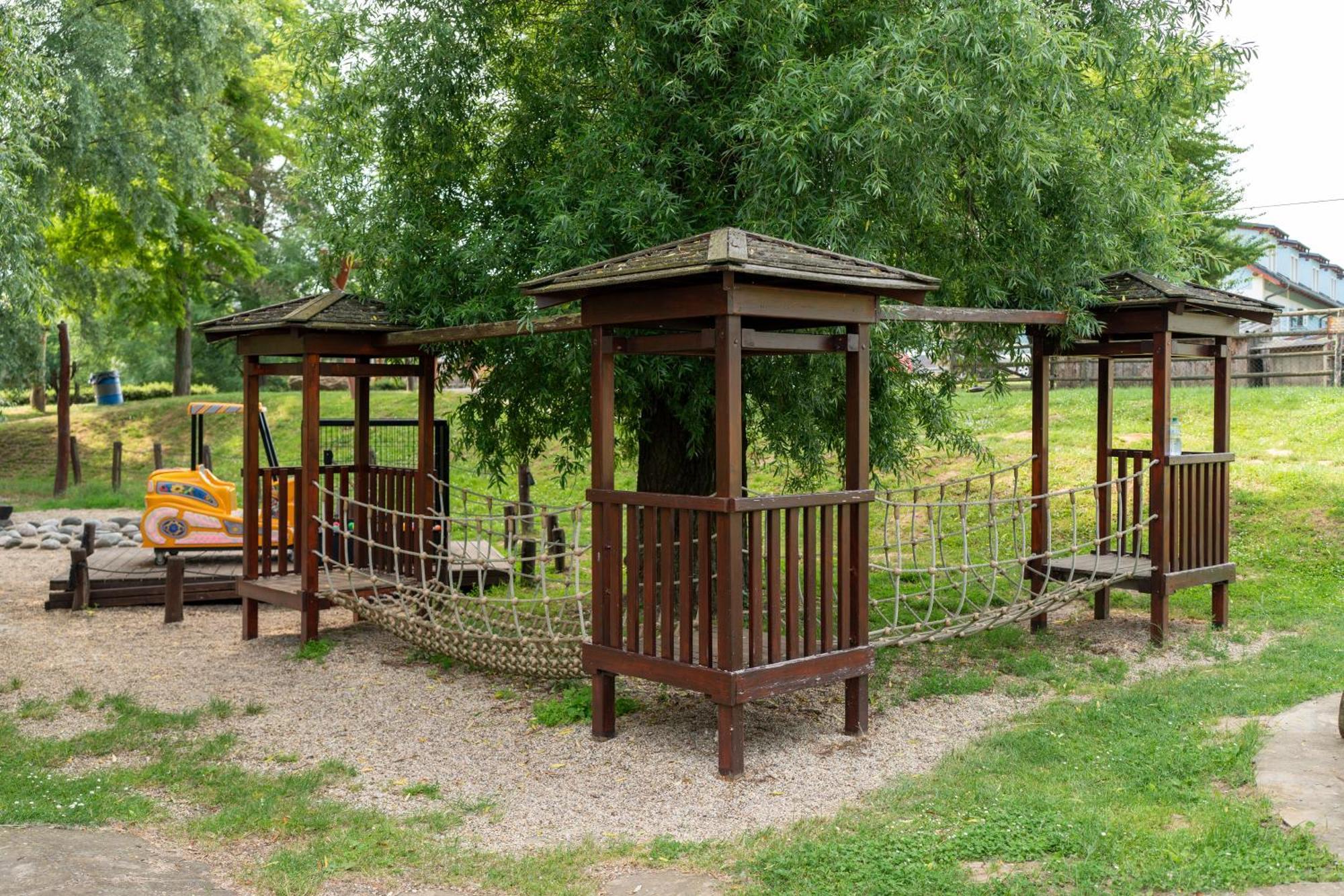 Отель Hospudka Na Halde Borsice Экстерьер фото